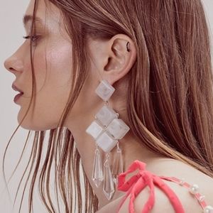 ❗️SOLD❗️For Love and Lemons Gwen Earrings! NWT! 💕